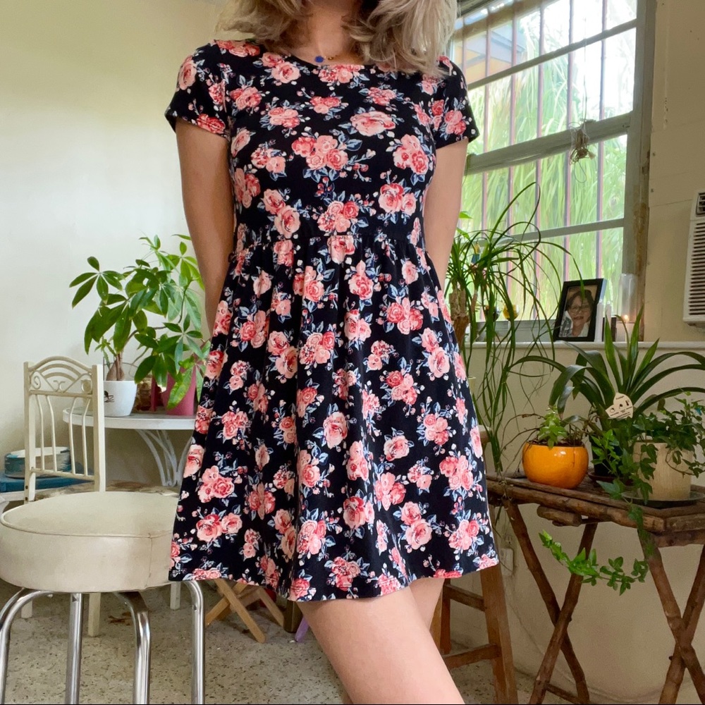 Forever 21 floral mini dress / XS